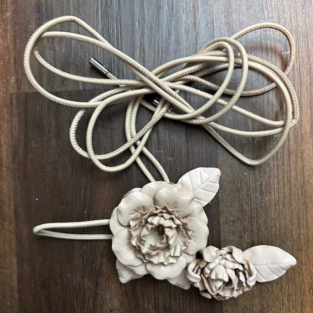 BNWT |  ZARA Leather Flower Belt | Natural Color | FREE SHIPPING*